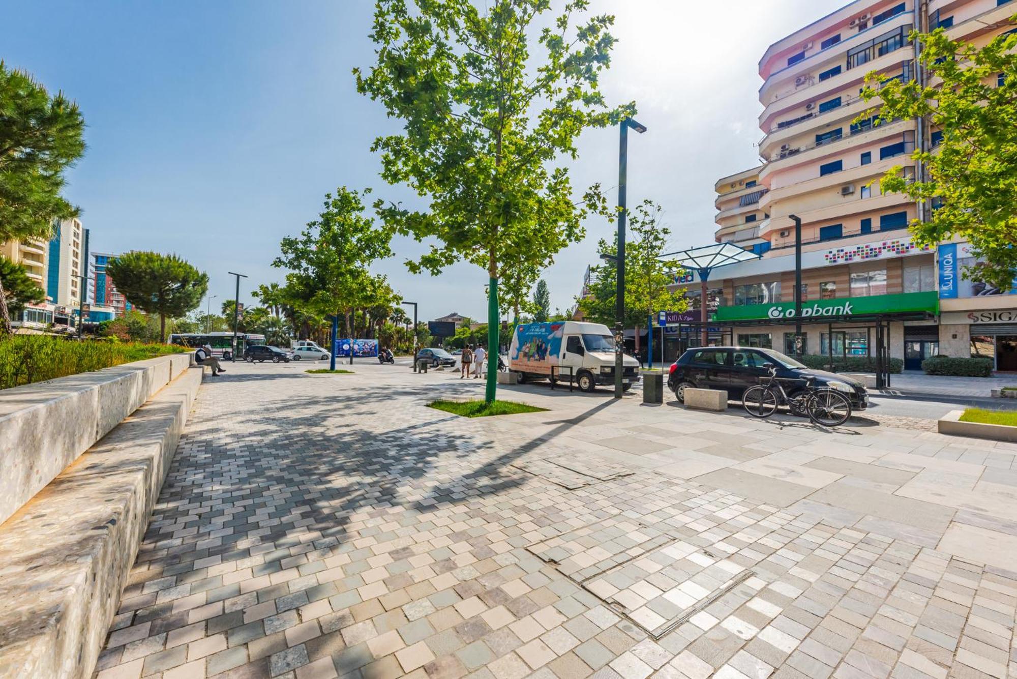 Vlorë City Center Apartments By Kondo Stays מראה חיצוני תמונה