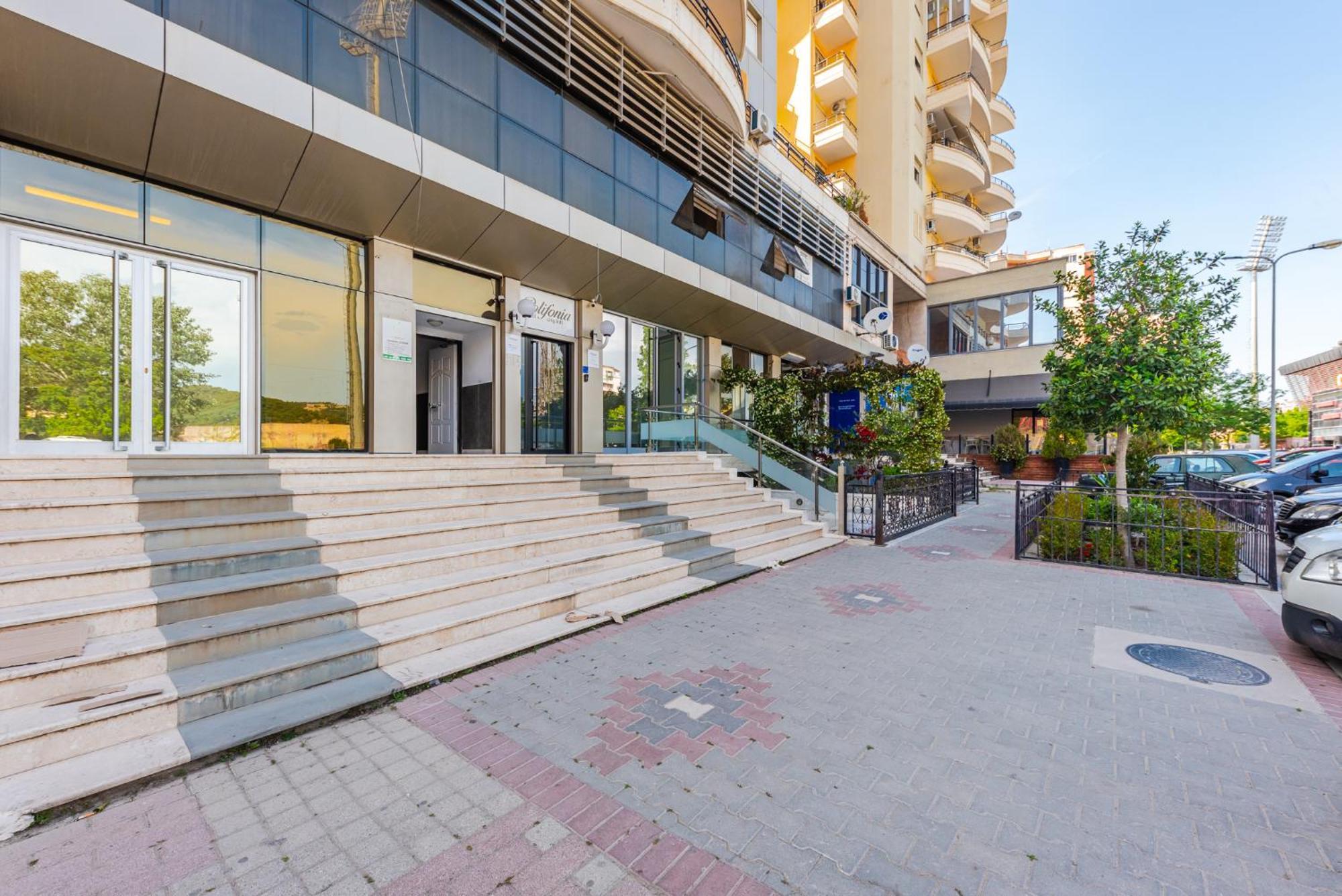 Vlorë City Center Apartments By Kondo Stays מראה חיצוני תמונה