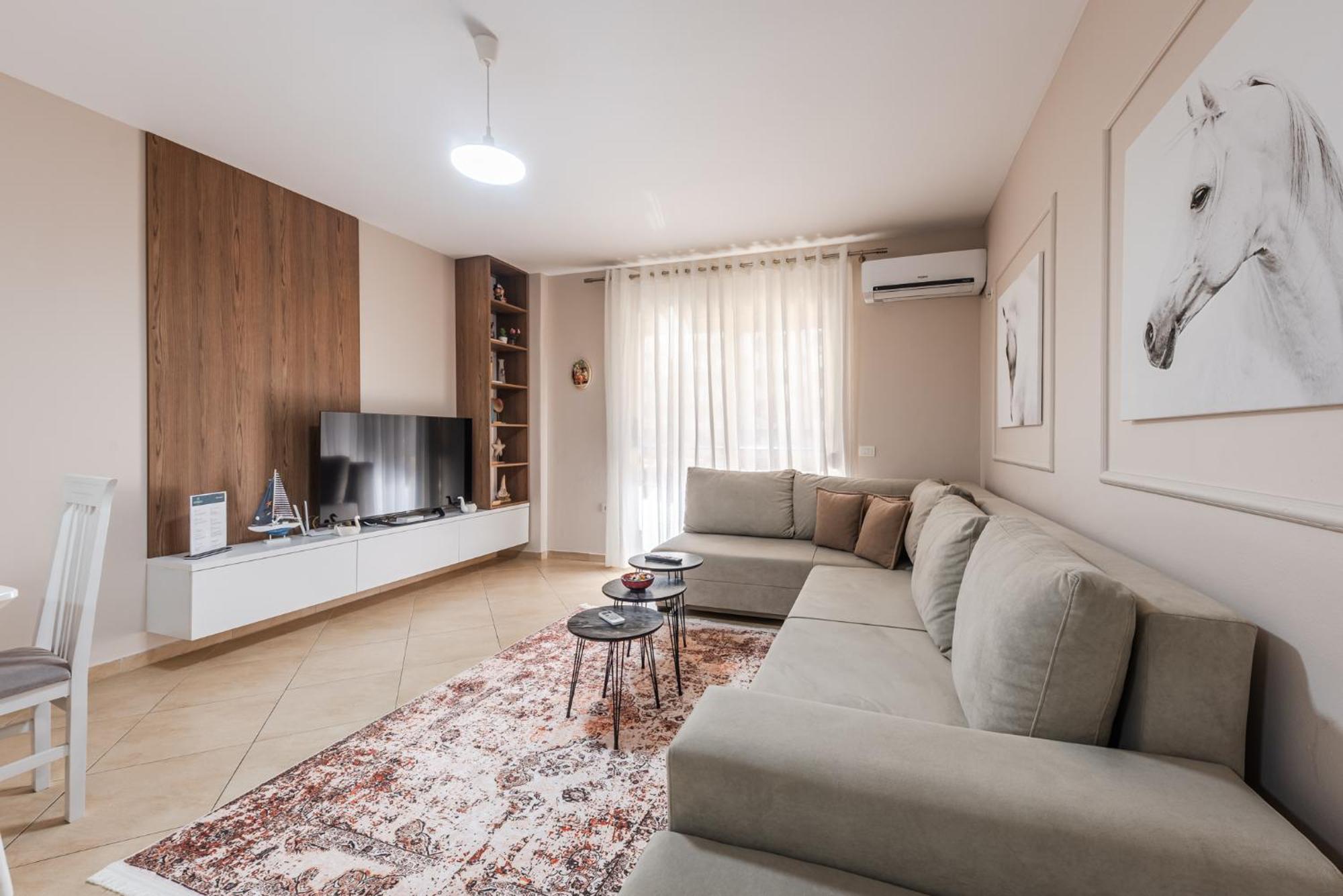 Vlorë City Center Apartments By Kondo Stays מראה חיצוני תמונה
